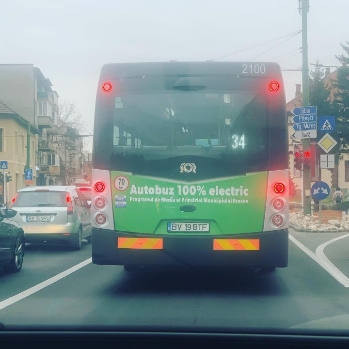 Corina, București: Felicitari Primăria Brașov pentru (re)inceperea electrificarii transportului in comun 1