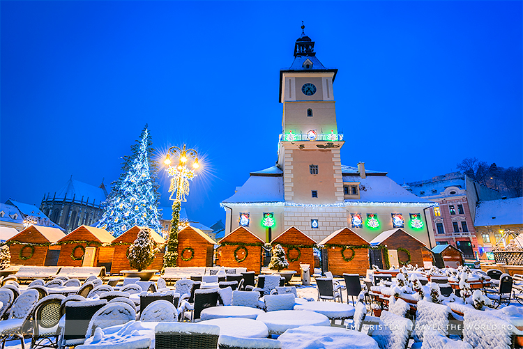 Brașov. Târgul de Crăciun din Piața Sfatului, accesibil şi nevaccinaţilor 1