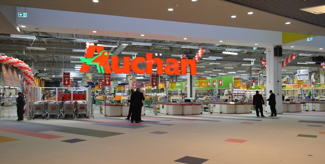 Brasov. Auchan Coresi închis de Protecția Consumatorului 1