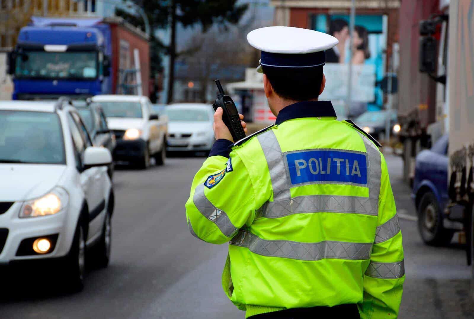 Brașov. Șofer și șoferiță, prinși de Poliție când făceau întrecere pe Bulevardul Gării 1