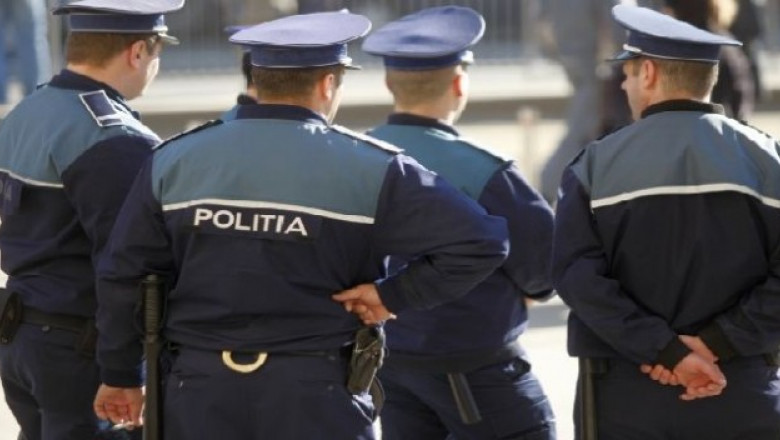 Brașov. Polițiștii mai și refuză mita, nu doar o iau. Femeie de 32 de ani, prinsă în flagrant după ce a oferit mită la ghișeul Serviciului permise 1