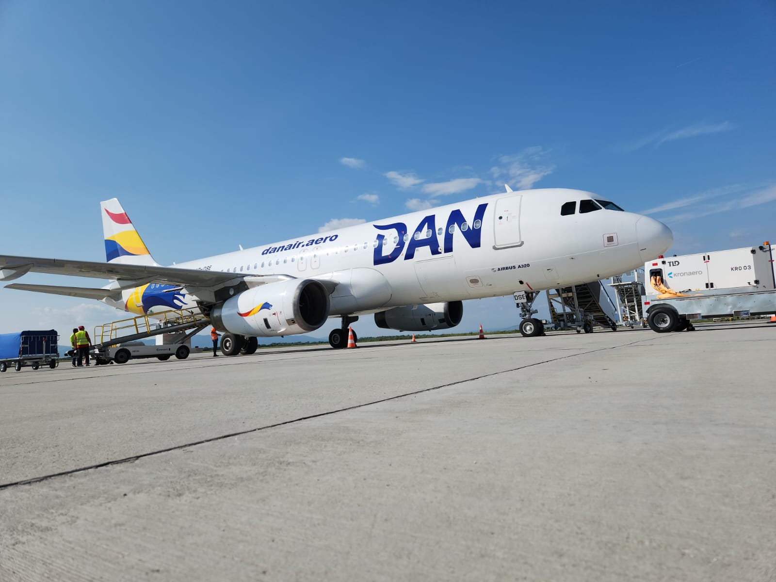Dan Air, ultimul zbor de la Aeroportul Brașov: „ROMATSA rămâne principalul vinovat al acestui eșec al Aeroportului Brașov. Când condițiile vor permite, vom reveni la Brașov, orașul nostru de suflet” 1