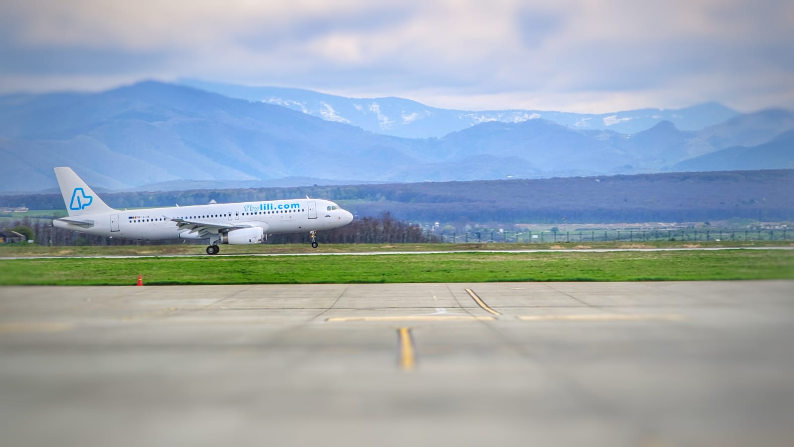 Aeroportul Brașov. Macedonschi: „Compania Fly Lili are nevoie de un program de 18 ore pentru curse spre München, Nürnberg, Stuttgart, Viena, Budapesta” 1