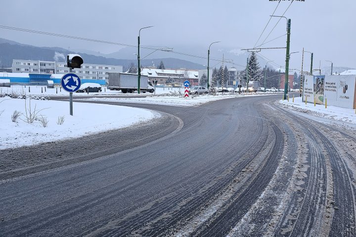 Brașov. 48 de utilaje de deszăpezire, scoase pe străzile din oraș. Etapele desfășurării acțiunilor de deszăpezire 3