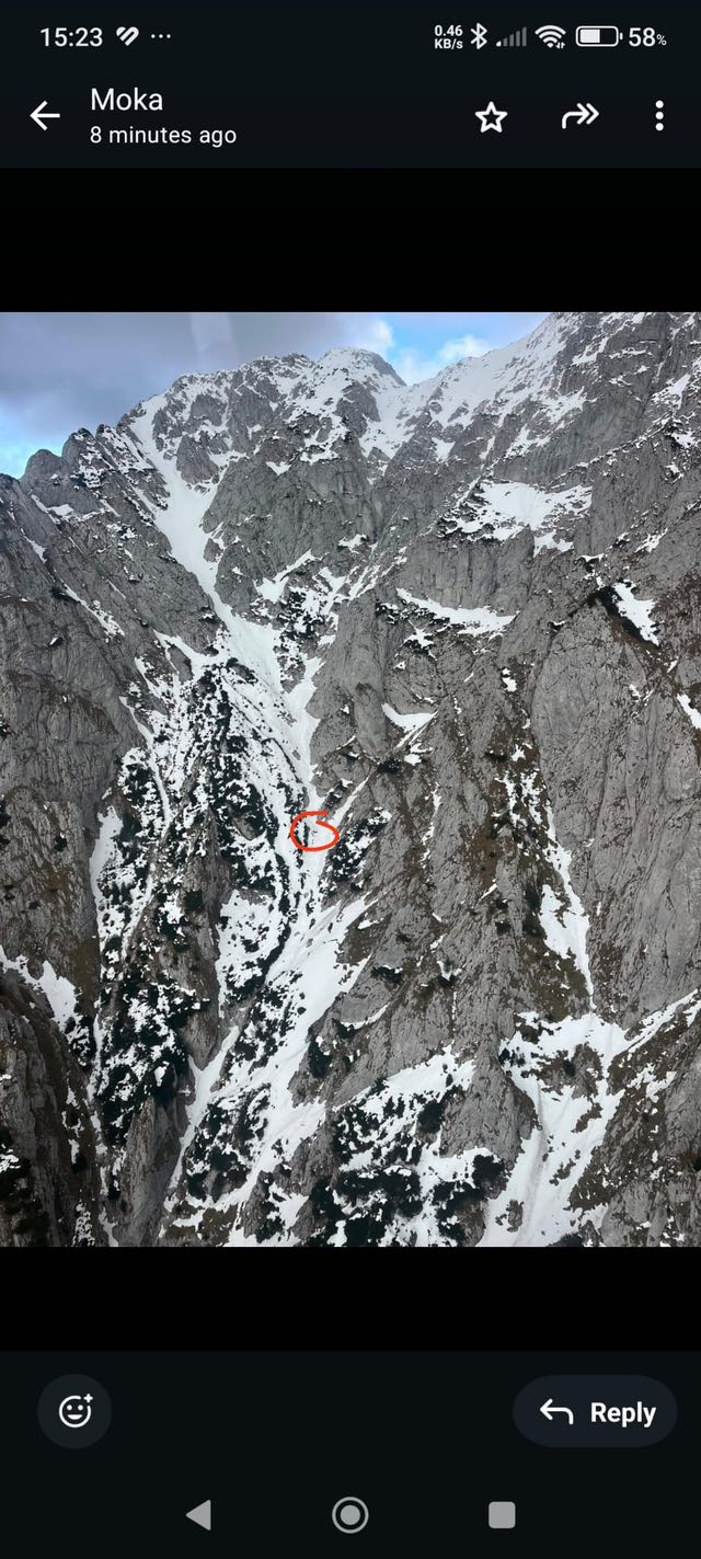 Brașov. Încă un turist și-a pierdut viața în Piatra Craiului. Prăbușit 300 de metri sub ochii nepotului de 12 ani 5 Brașov. Încă un turist și-a pierdut viața în Piatra Craiului. Prăbușit 300 de metri sub ochii nepotului de 12 ani 5