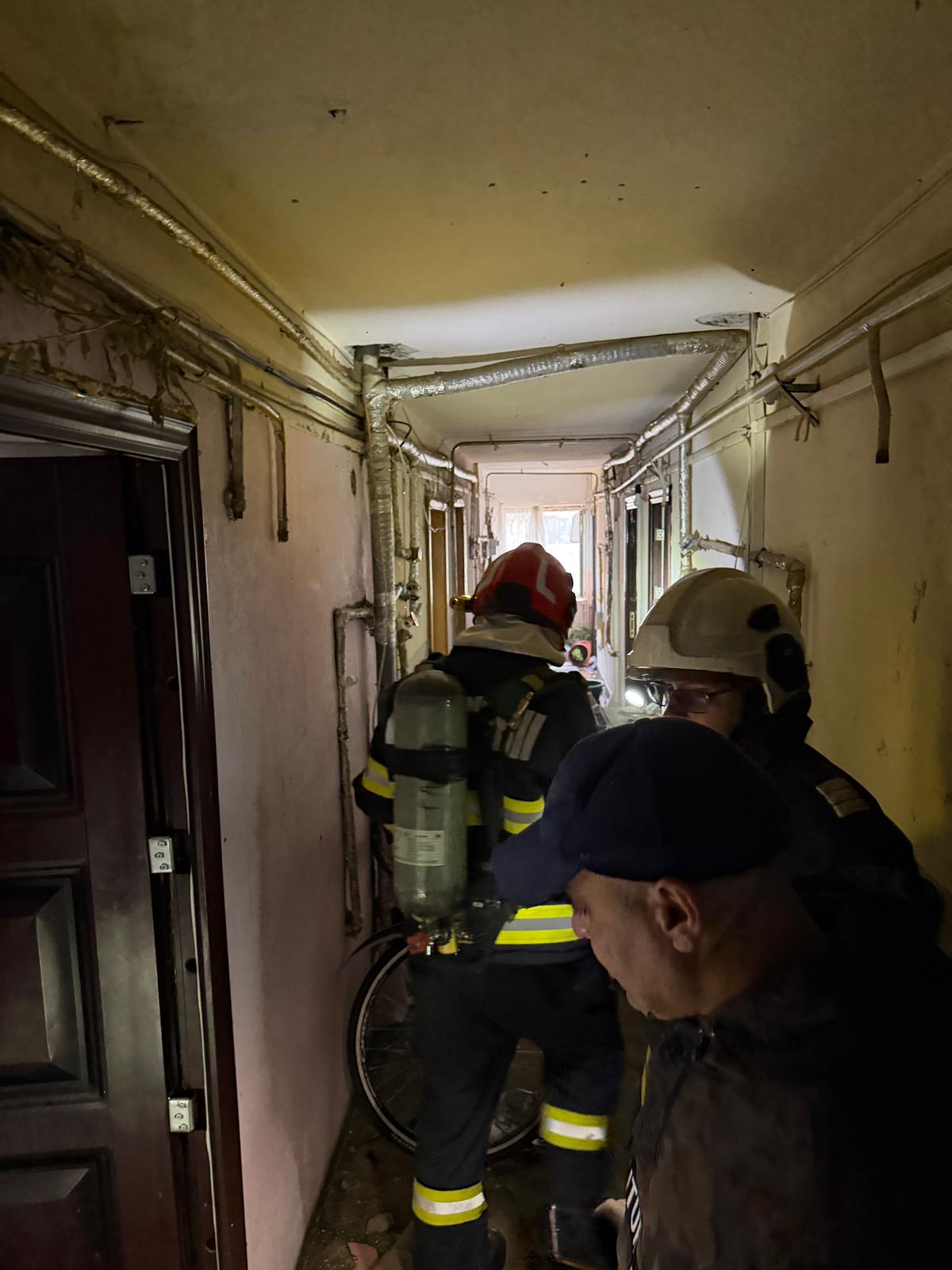 (Video) Ce a mai rămas din blocul care a explodat în această dimineață. A fost activat Planul Roșu de Intervenție 3 (Video) Ce a mai rămas din blocul care a explodat în această dimineață. A fost activat Planul Roșu de Intervenție 3