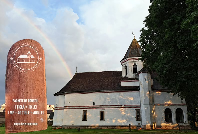 Brașov. Efort impresionant: peste 11.000 de țigle tradiționale ajung pe acoperișul Bisericii Brâncoveanu din Făgăraș 2 Brașov. Efort impresionant: peste 11.000 de țigle tradiționale ajung pe acoperișul Bisericii Brâncoveanu din Făgăraș 2