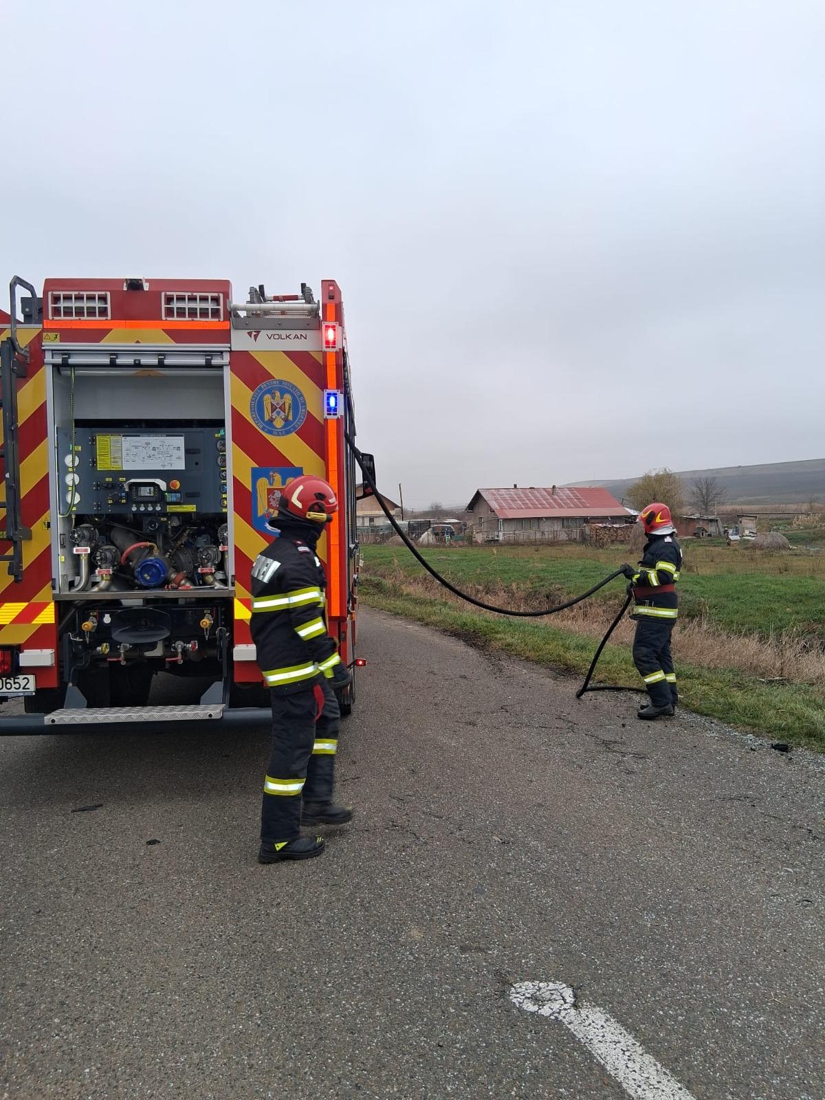 (Video) Fetiță de un an proiectată prin parbriz după ce mașina în care se afla a intrat într-un cap de pod. Polițistul Daniel Zontea: „Cum să ajungi să ucizi copilul doar pentru că în mintea ta nu poți accepta că și ție ți se poate întâmpla?” 2