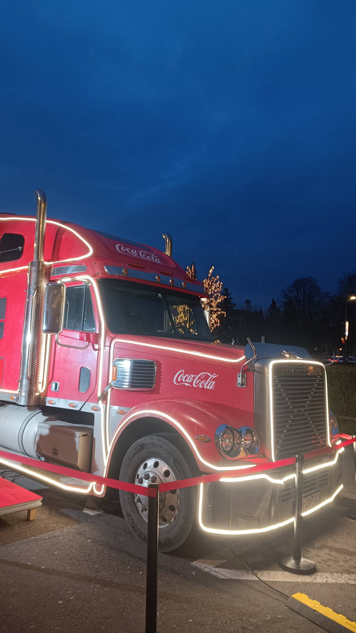 Evenimente Brasov, duminică 7 decembrie: „Leru-i ler” la Reduta, „Steaua fără nume” la teatru, patinoar la Olimpia și Caravana Coca-Cola la Modarom 4 Evenimente Brasov, duminică 7 decembrie: „Leru-i ler” la Reduta, „Steaua fără nume” la teatru, patinoar la Olimpia și Caravana Coca-Cola la Modarom 4